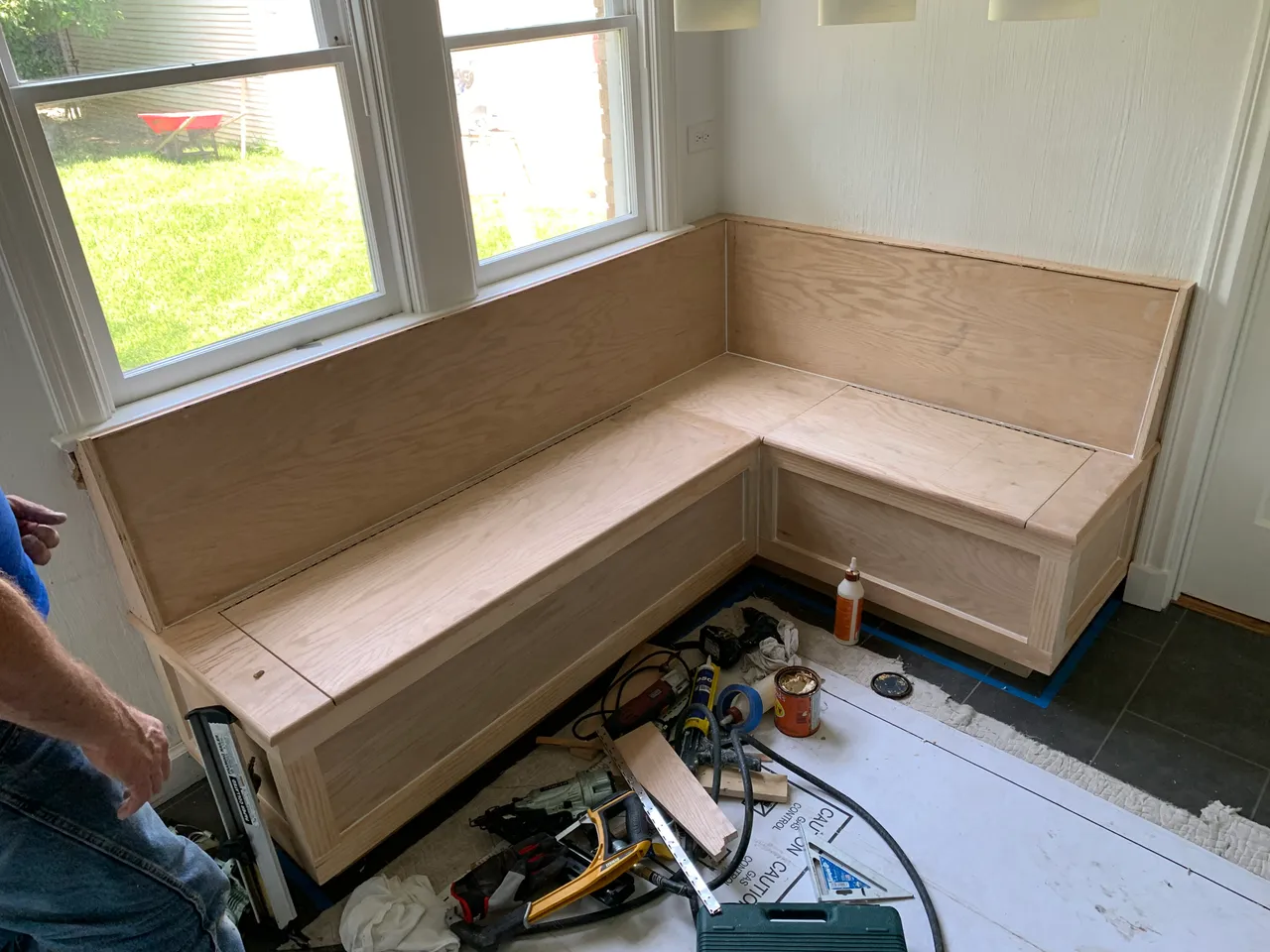 Custom built-in L-shaped breakfast nook bench built by Jeff in the M Streets, Dallas, TX